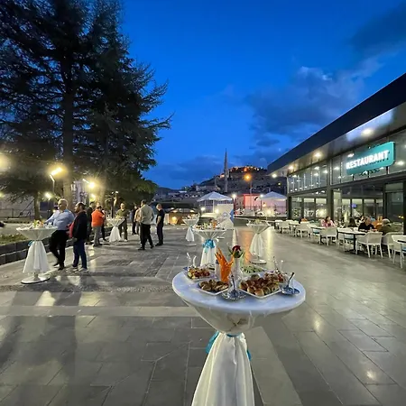 Ve Kapadokya فندق 4*