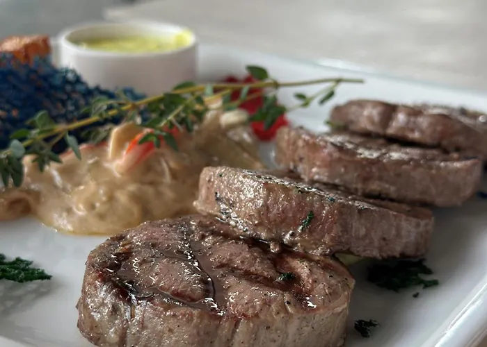 Ve Kapadokya 4* נבשהיר